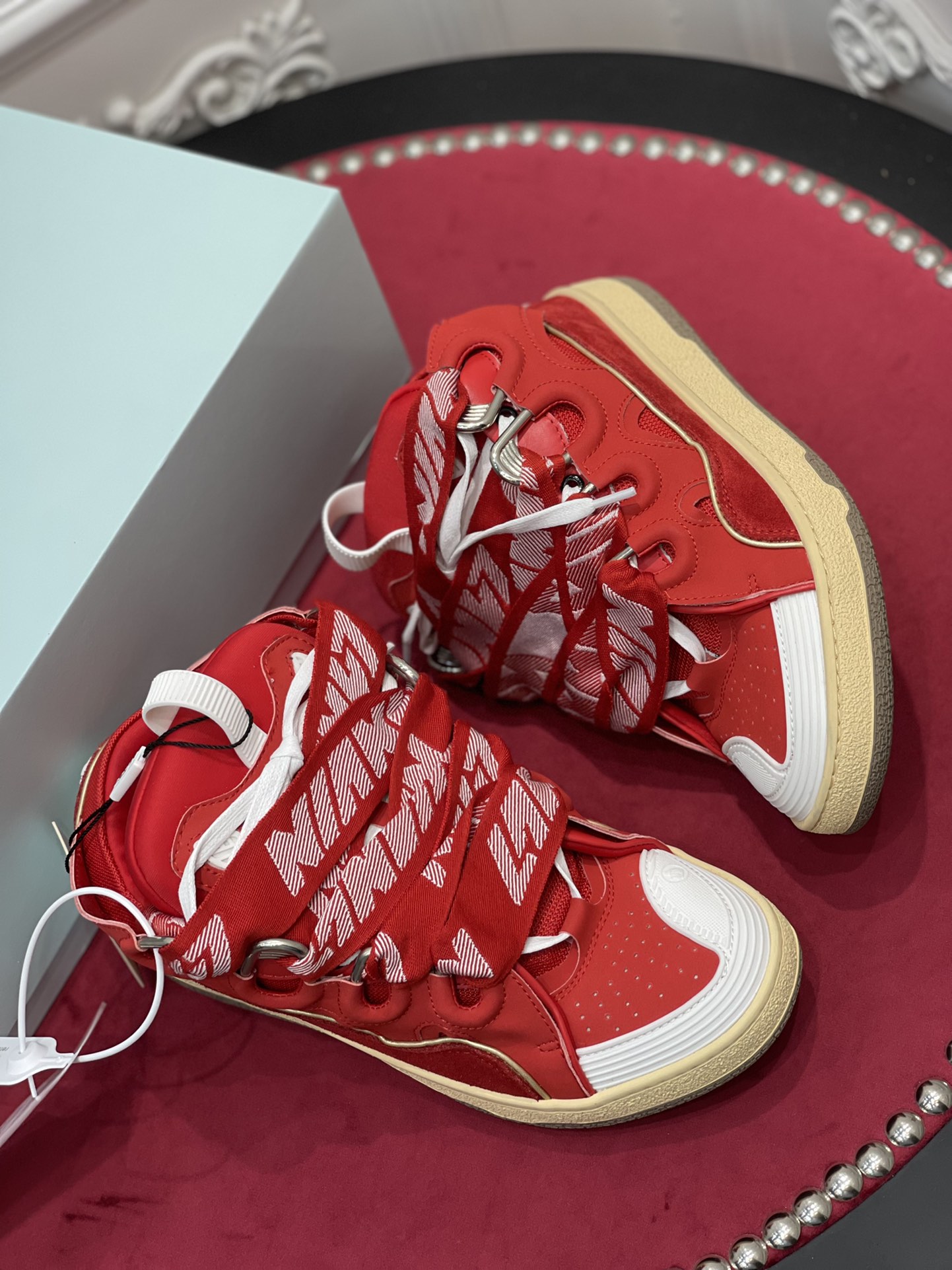 Lanvon Curb Sneaker..