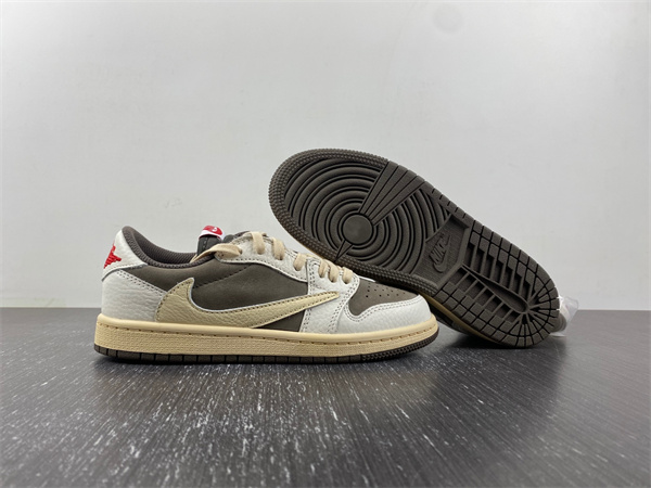 Travis Scott x Air Jordan 1 OG Low PS