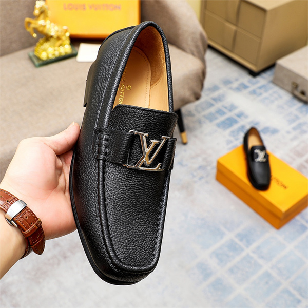 Lv Loafer 027