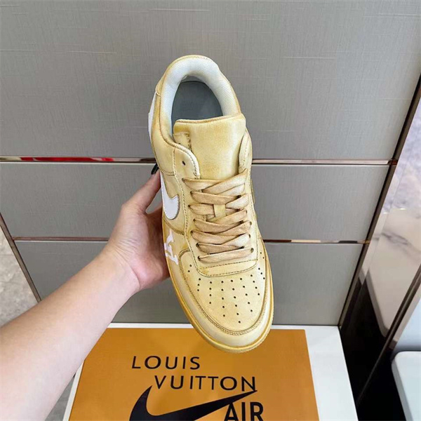 LV x Nike Sneaker