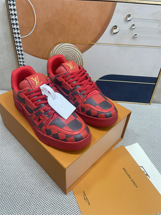 Lv Trainer Sneaker 101