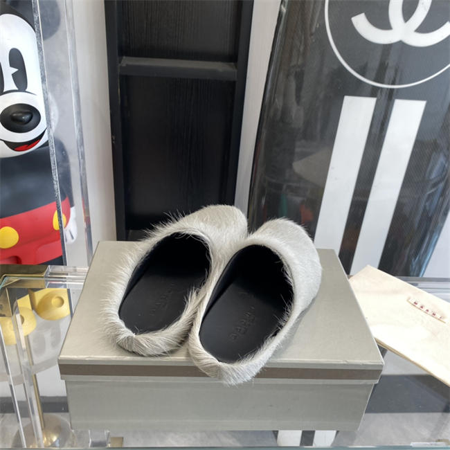 Marni Slipper