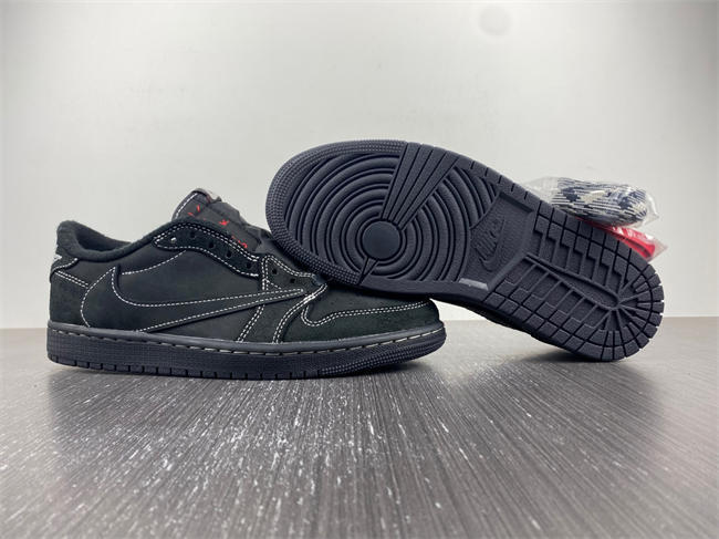 Travis Scott x Air Jordan 1 Low OG DM7866-001