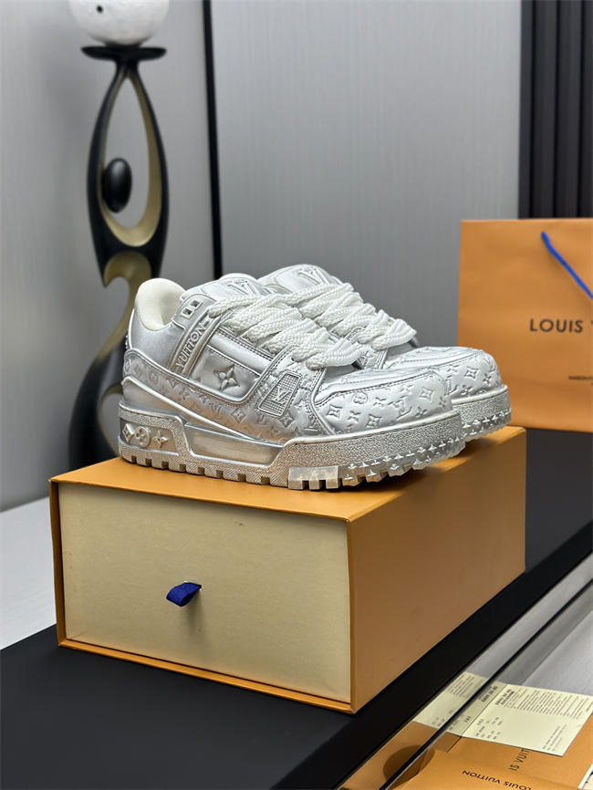 LV Trainer Maxi Sneaker